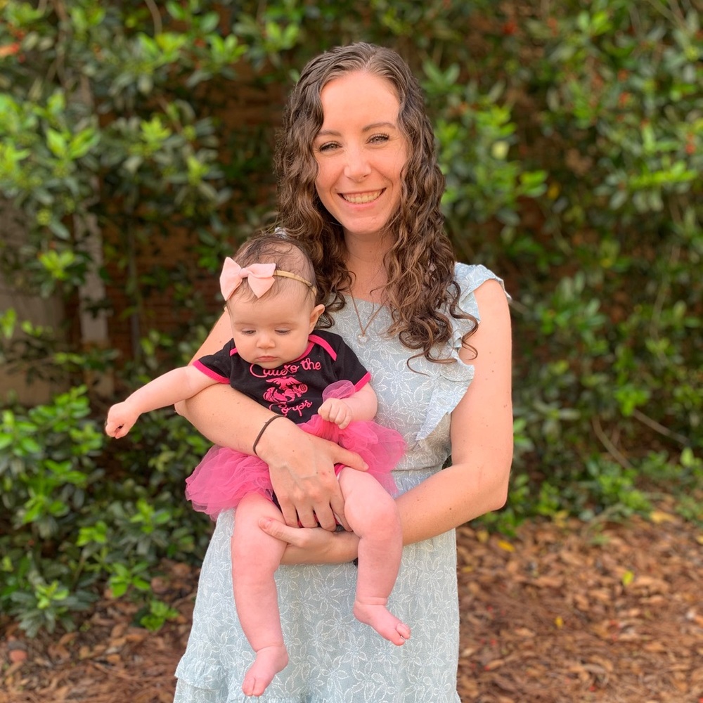 Meet your Posher, Nicole